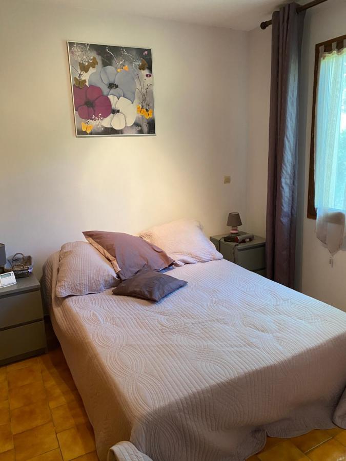 Maison Provencale En Campagne A Éguilles エクステリア 写真